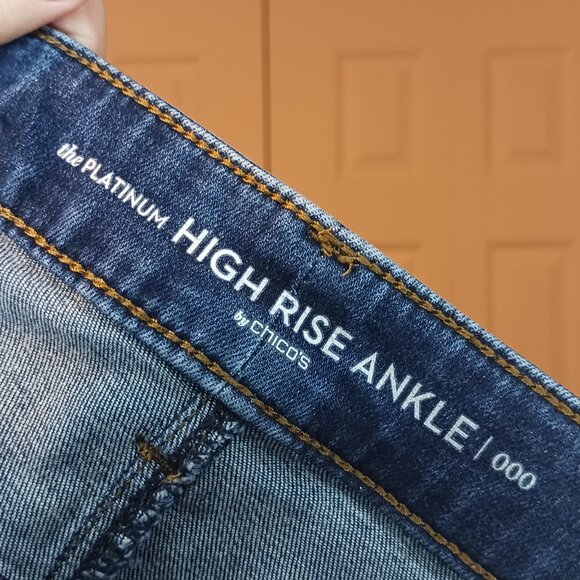 #328 - Chicos Blue High Rise Ankle Jeans Size 000 - Picture 5 of 5
